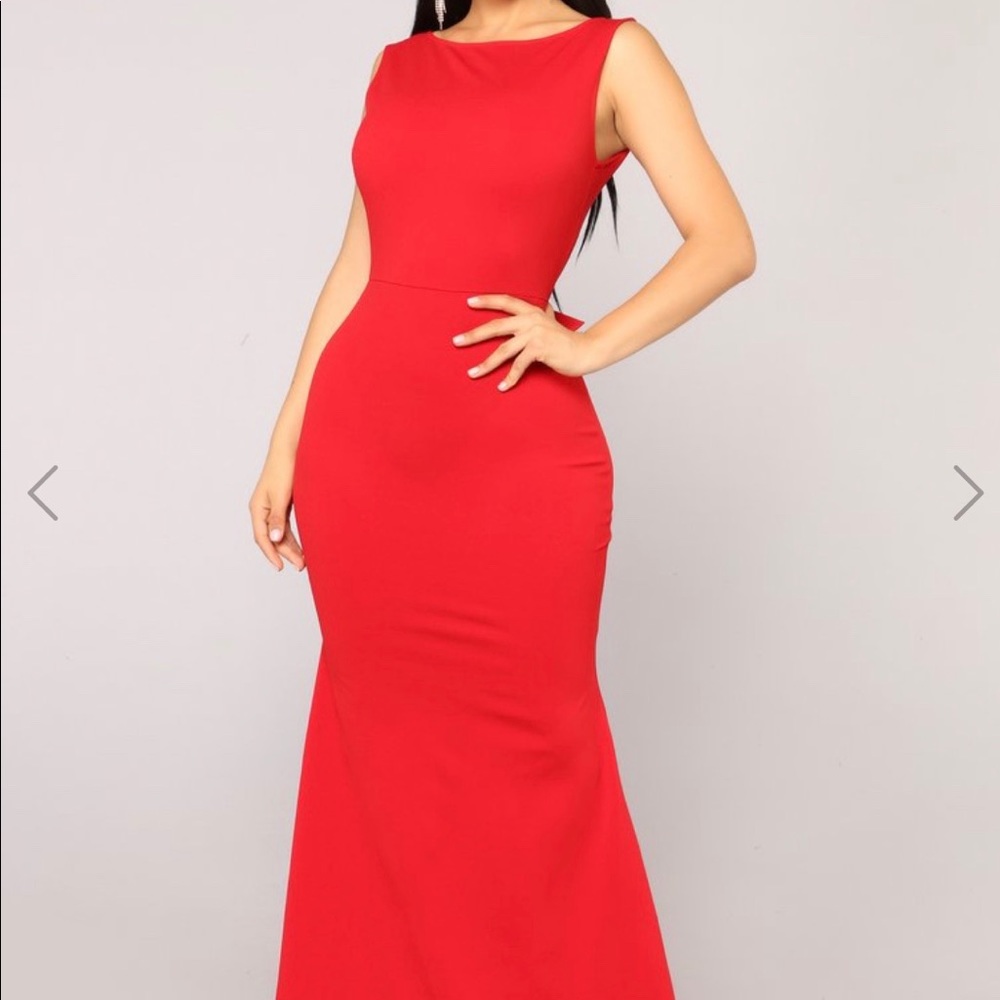 Red Ruffle Dress Size S